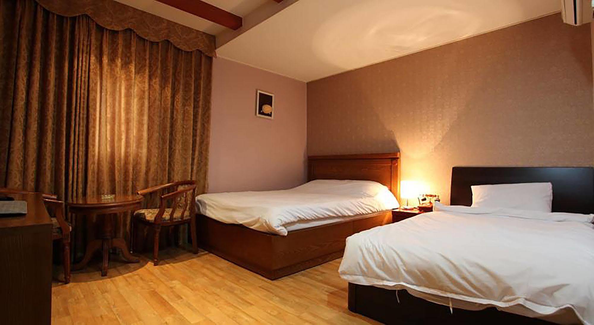 Monaco Hotel Jeju Ngoại thất bức ảnh